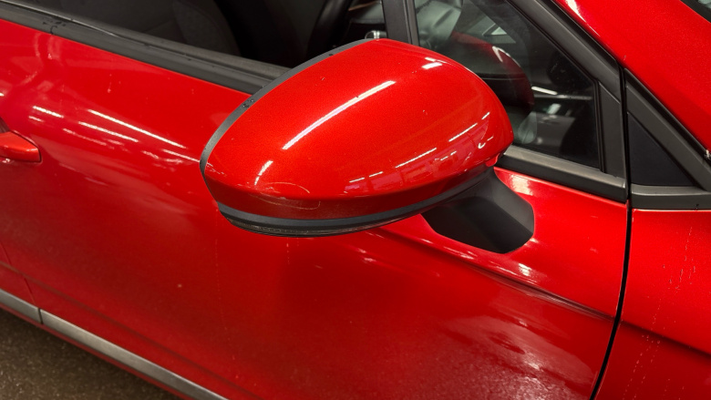 Renault Clio 1.0 TCe 100 Iconic 5dr Petrol Hatchback